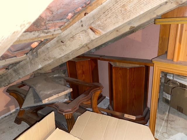 Móveis de bom material de madeira