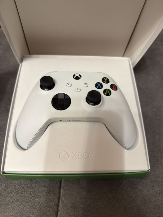 Praktycznie niwy pad xbox s series pc