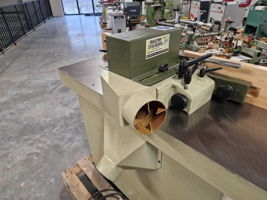 Frezarka dolnowrzecionowa SCM T 130 , frezarka dolnowrzecionowa