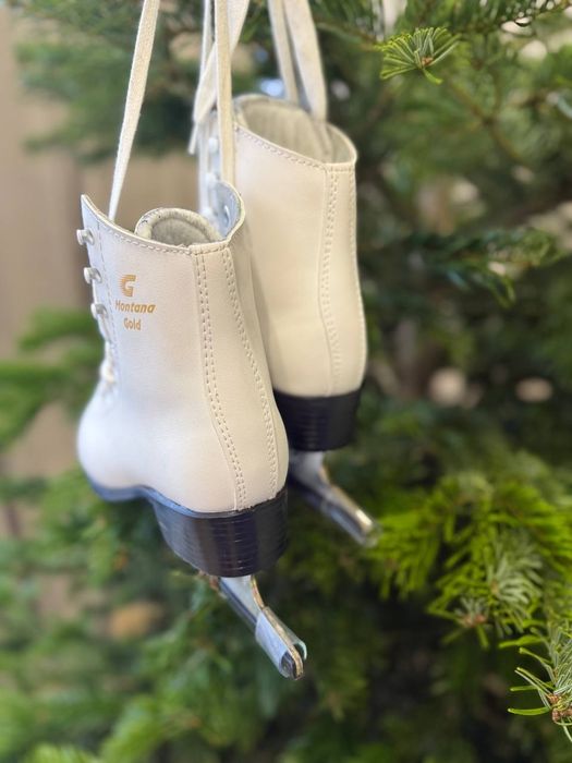 Фігурні ковзани Montana Gold, в ідеальному  стані. 
розм