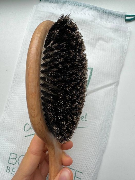 Щітка з натуральною щетиною