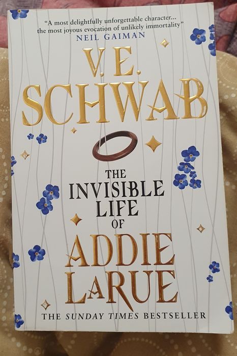V. E. Schwab "The Invisible Life of Addie LaRue"