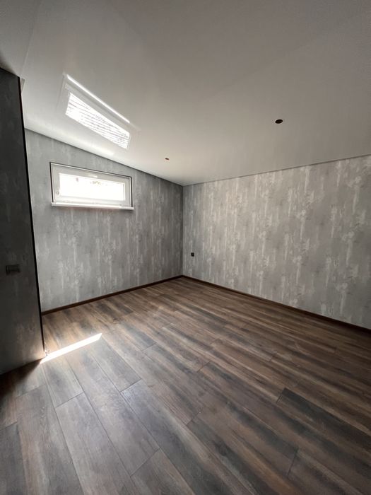 Оренда окремої будівлі під готел, хостел, або офіси