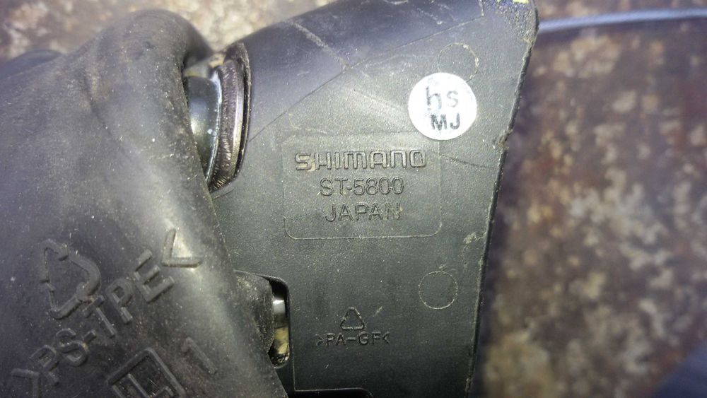 Klamkomanetka  SHIMANO 105 ST-5703