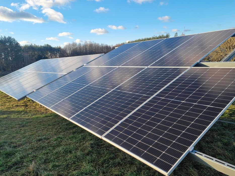Instalacja fotowoltaiczna Das Solar 615W bifacial inwerter Deye 12kW