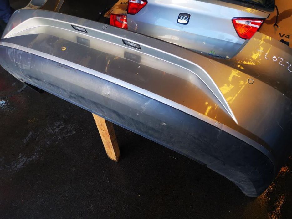 Seat Toledo IV (KG3) - Traseira Completa MALA PARACHOQUES TRÁS FAROLIM