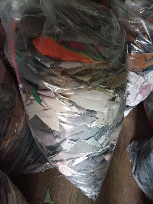 Ścinki materiałów duże ilosci za darmo