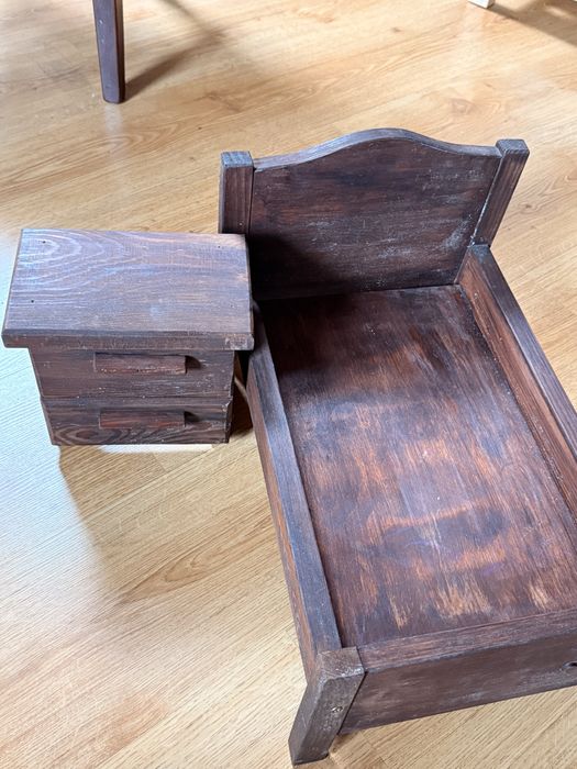 Drewniane łóżeczko + szafka nocna sesja noworodkowa newborn