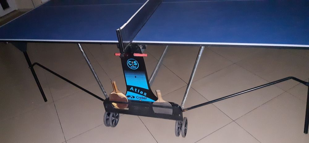 Тенісний стіл. Настільний теніс