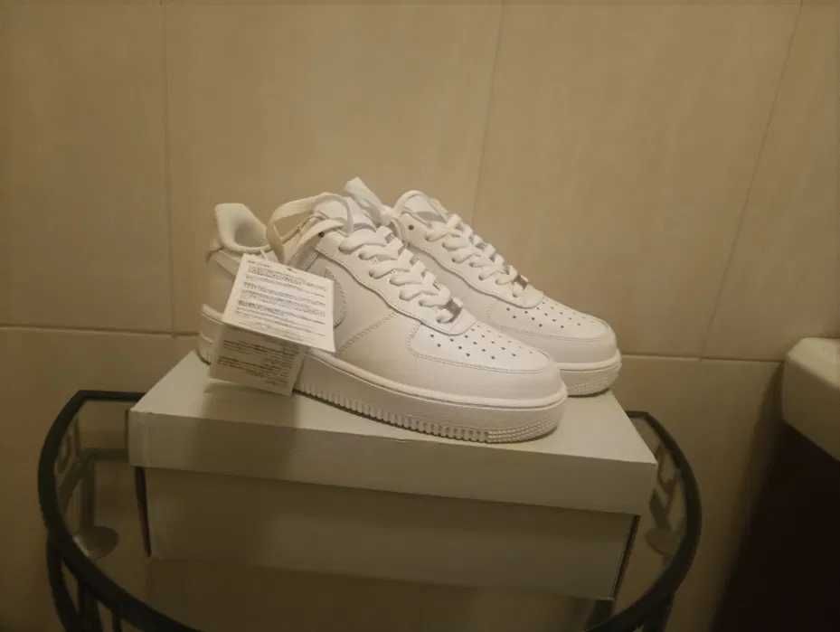 Nike Air Force 1 Low '07 White