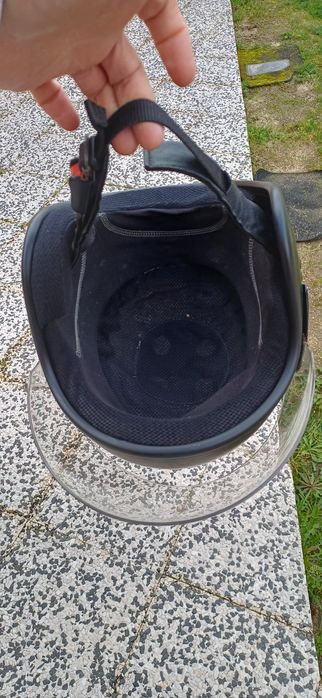 Capacete com viseira