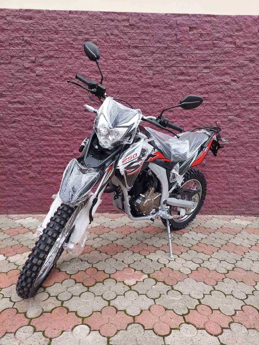 Мотоцикл LONCIN SX2 LX250GY-3K