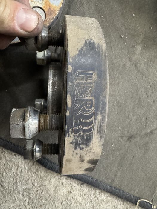 Колесные проставки для разшырения   5/114.3