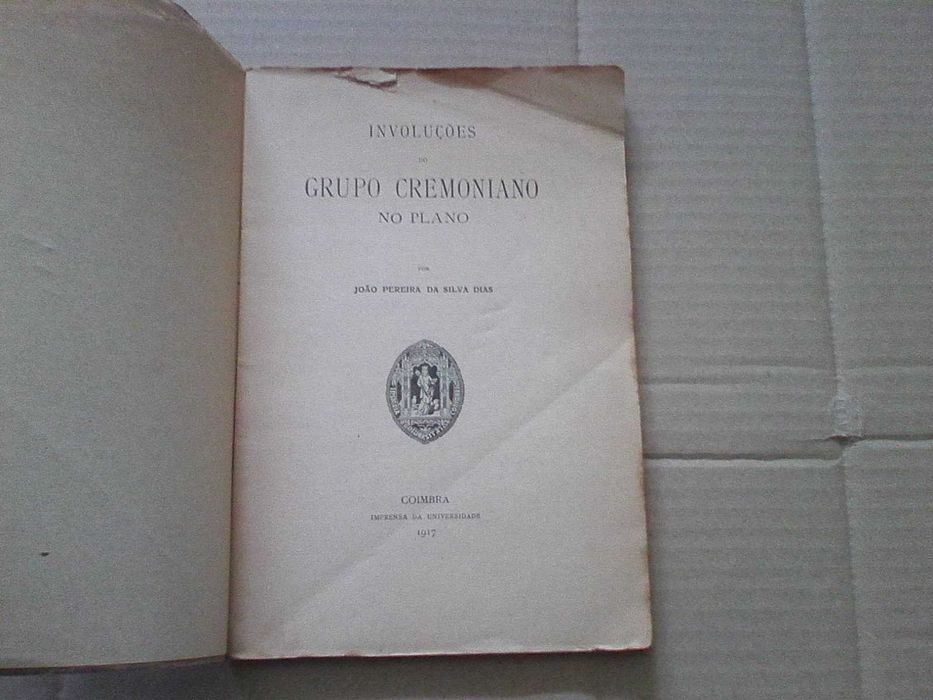 Involuções do Grupo Cremoniano no Plano