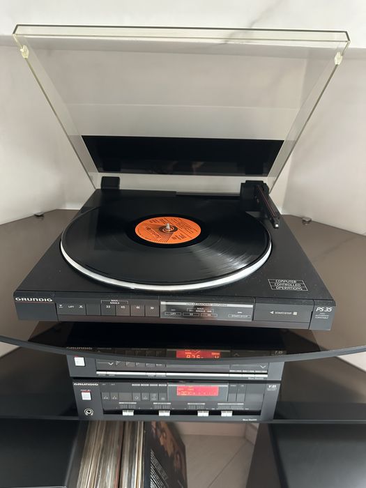 HI-FI система GRUNDIG 35 усилитель, тюнер, винил, колонки