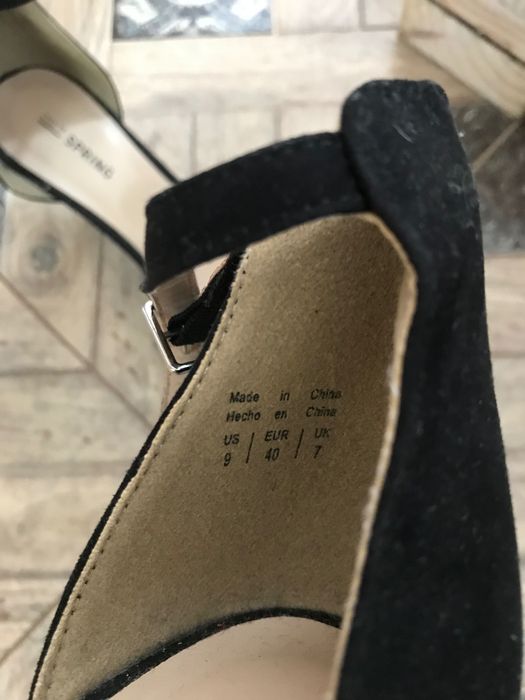 Sapatos de salto