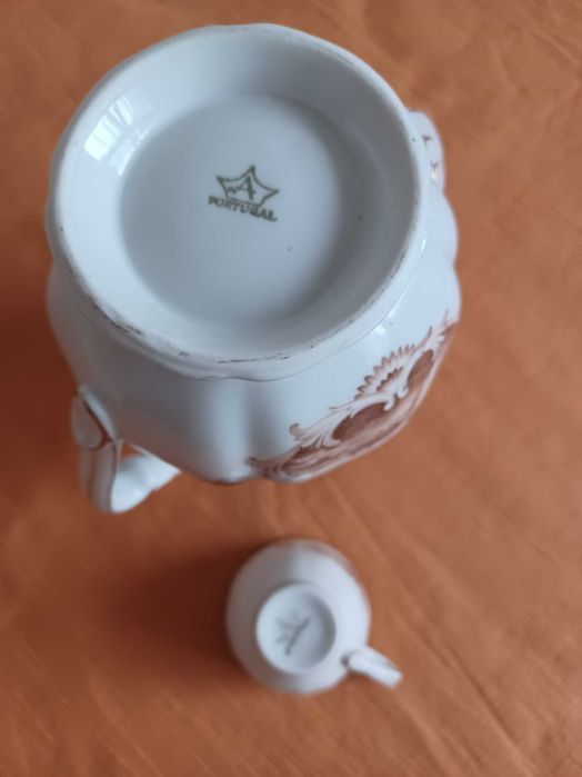 conjunto de café antigo