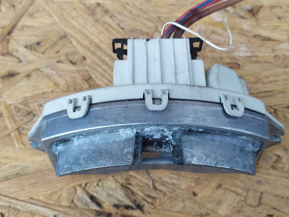 Реостат Резистор  схема печки  БМВ BMW E90