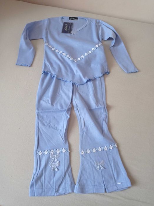 Komplet dwuczęściowy. Piżamka.