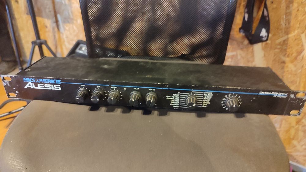 Microverb III Alesis Rack de efeitos
