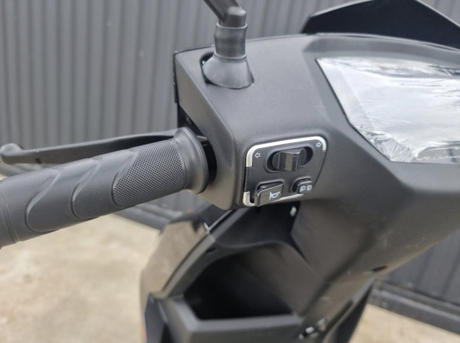 Електроскуте SokMoto Wolf 2999 Вт