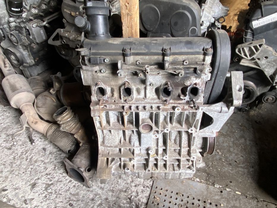 Мотор Двигун двигатель 1.6mpi BGU мпі skoda Volkswagen