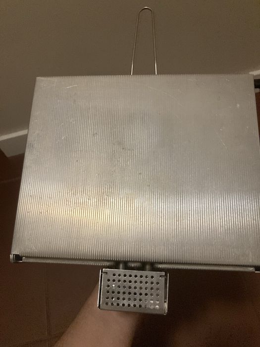 Opiekasz aka party grill plus zestaw do szaszłyków