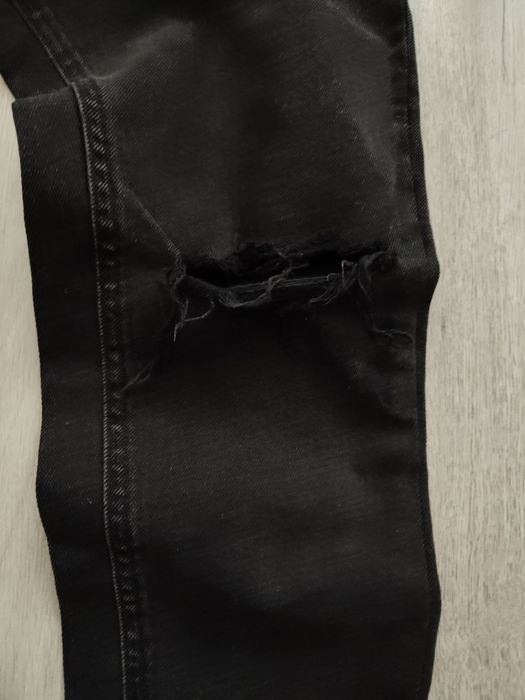 Spodnie czarne Pull &Bear - rozm.S/M