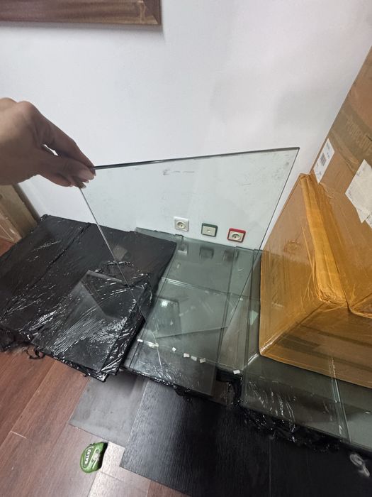 Vidros 70cm 30cm ( 7/8 espessura )