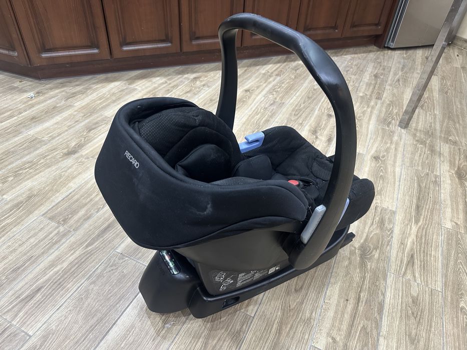 Fotelik samochodowy z bazą isofix