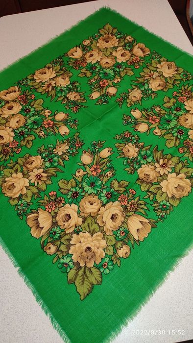 Платки шёлковые, красивые