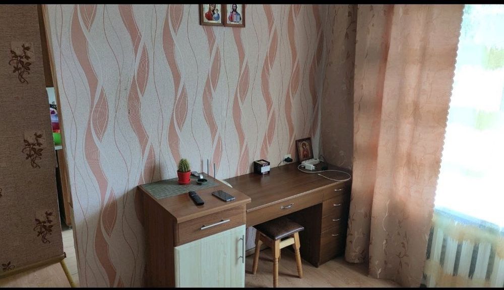 Продам однокімнатну квартиру.