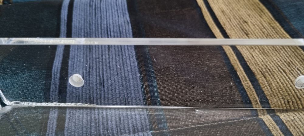 Prateleiras em acrílico cristal