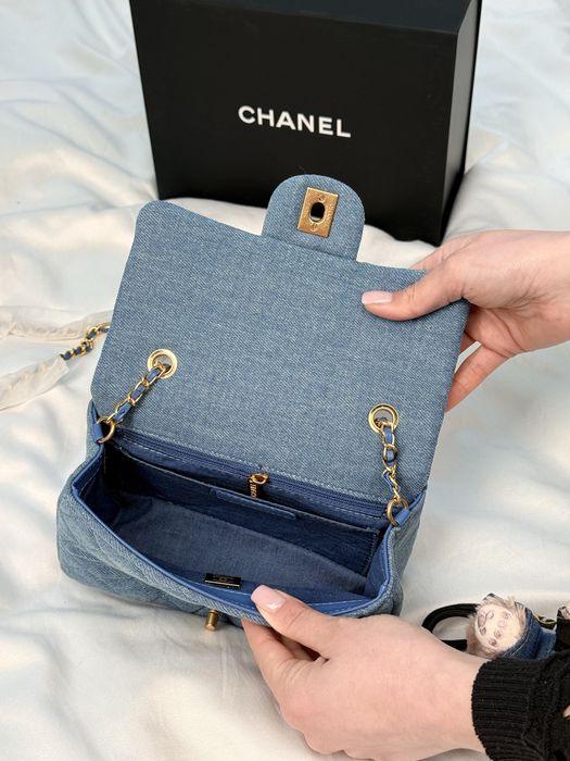 Сумка Chanel Classic Flap Mini Denim Blue