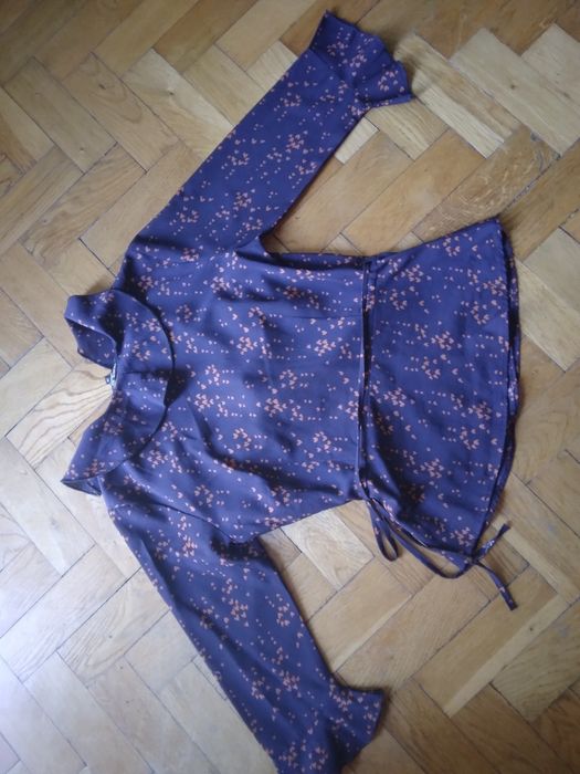 Granatowa wiązana koszula w serduszka Top Secret XS