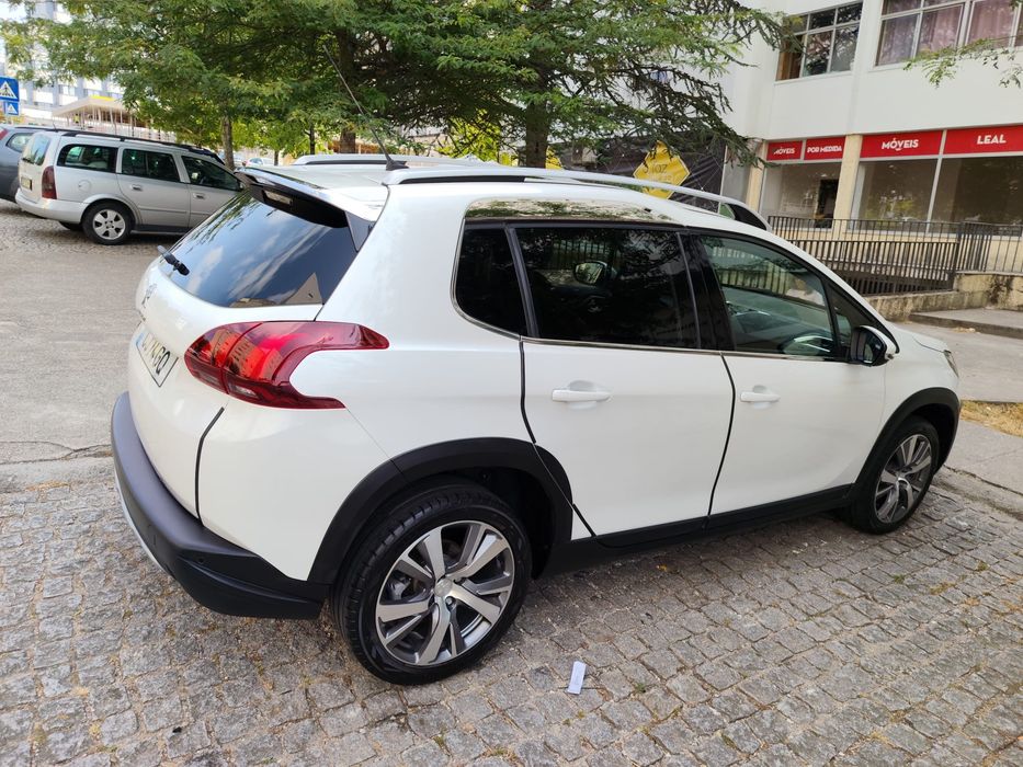 Vendo carro em perfeito estado