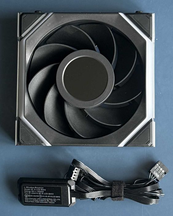 Wentylator Lian Li Uni Fan SL Wireless REVERSE Blade LCD 120mm