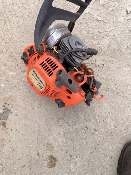 Dwie pilarki husqvarna 240 i 235 wysylka