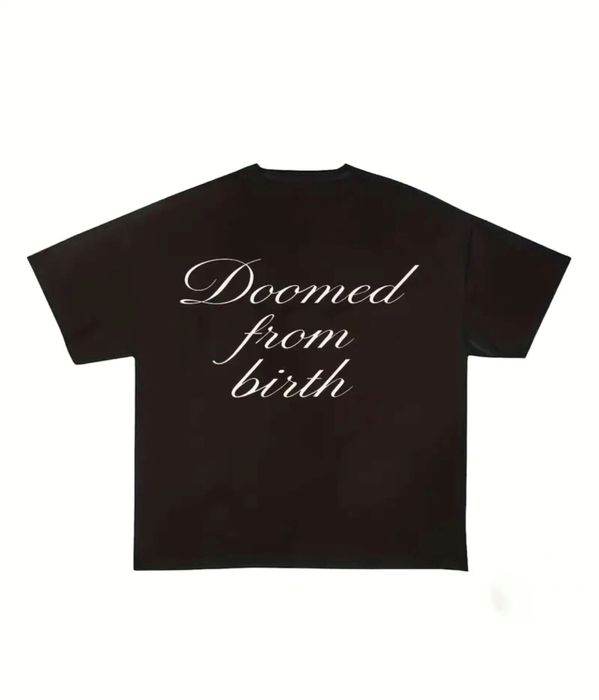 Чорна футболка з надписом