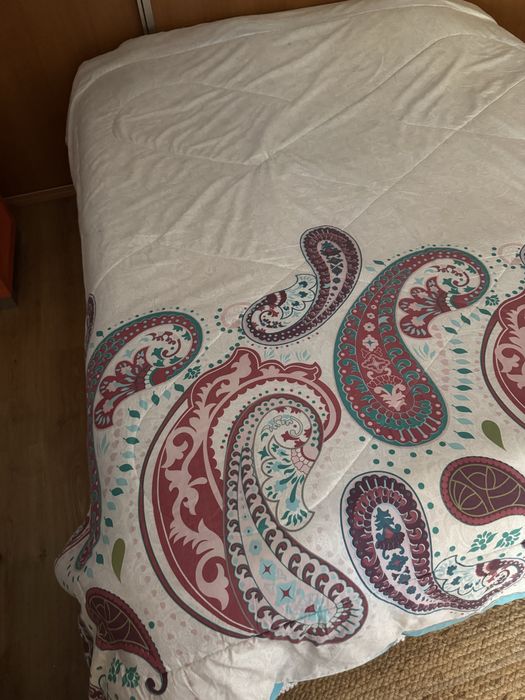 Edredon floral com dois lados