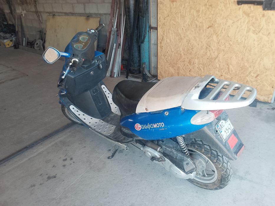 Скутер альфа 50 .