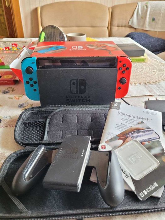 Nintendo Switch второй ревизии. Карта памяти 128 гб