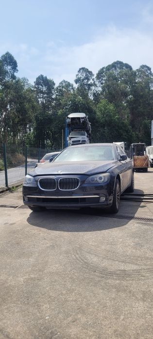 Bmw serie 7 730 d 2012