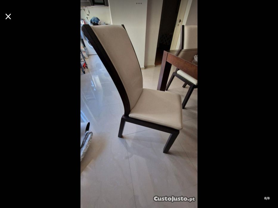 Mesa de jantar e cadeiras Paços de Ferreira