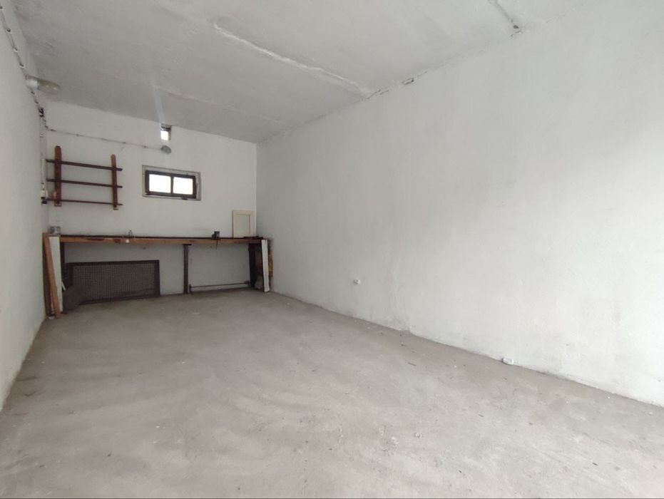 Duży garaż bezczynszowy przy ul. Puławskiej w Lublinie, Wieniawa