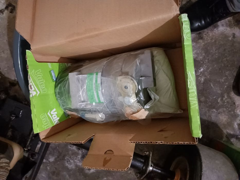 Compressor ar condicionado novo  Opel Frontera