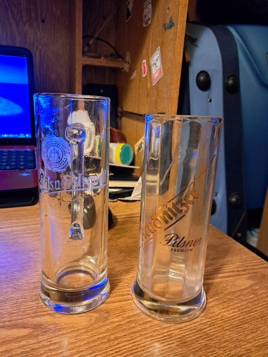 Пивной бокал. Стакан.