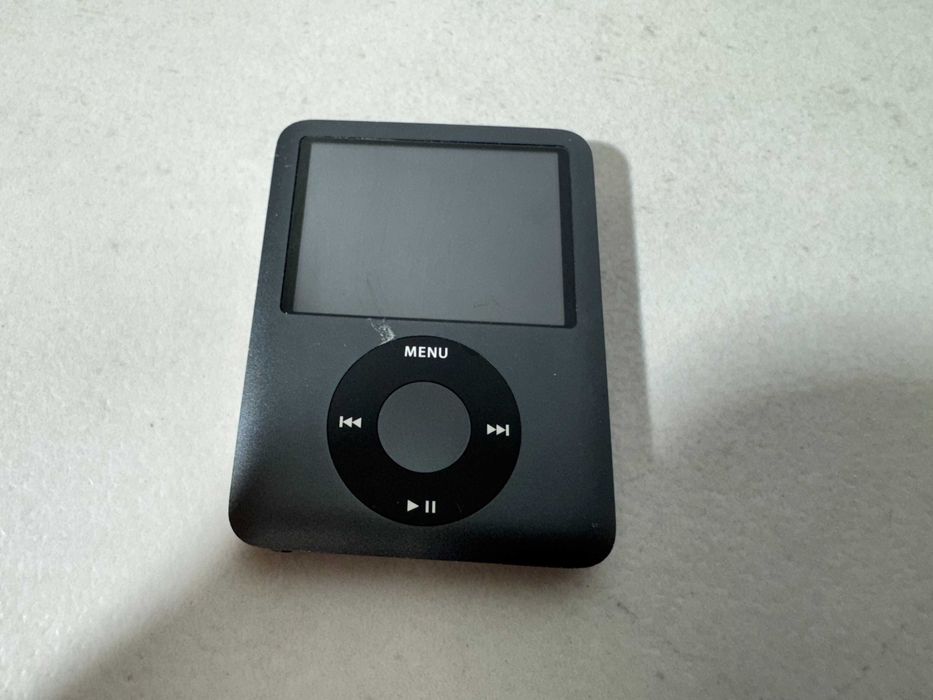 iPod nano 8G 【値下げ可能！】 iPod nano 8G 【値下げ可能！】 Apple-iPod-Nano-6th-Generation