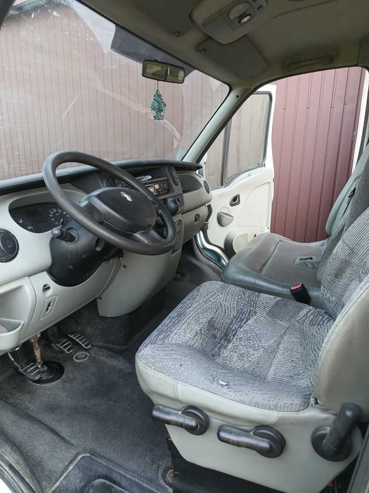 Renault Master 7 osobowy