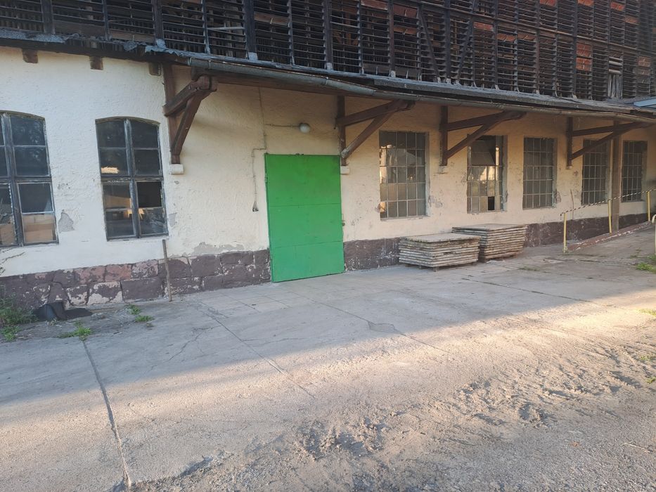 magazyn warsztat hala produkcyjna 300m2, łazienka, biuro, możliwa woda